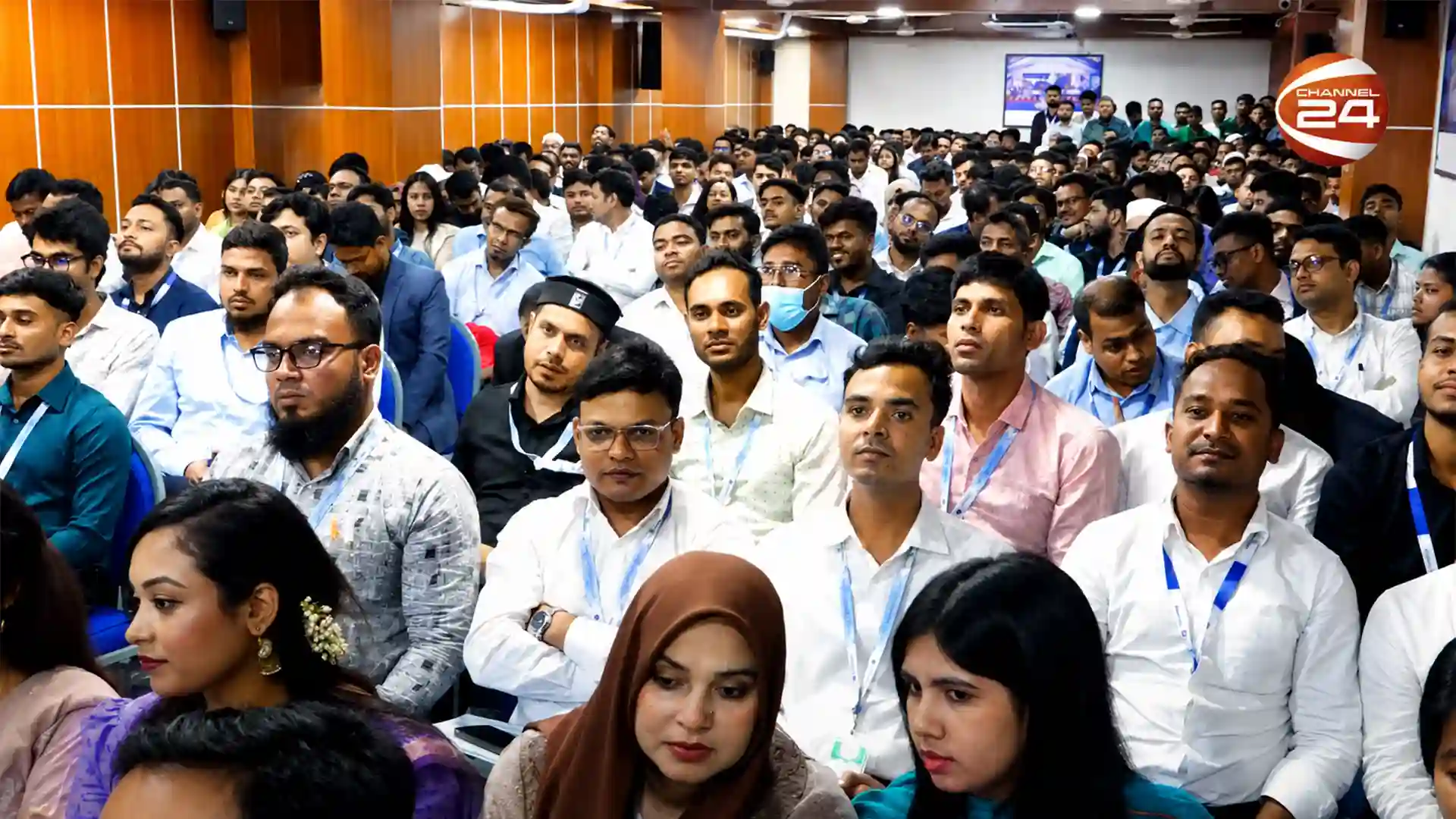 ই-লার্নিং অ্যান্ড আর্নিং এর উদ্যোগে মেগা ইউনিটি কার্নিভাল অনুষ্ঠিত 